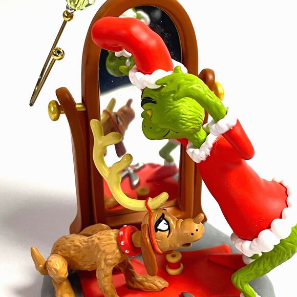 Dr Seuss and Max Hallmark Keepsake Ornament 2004 Includes Hanger No Card - Picture 7 of 16